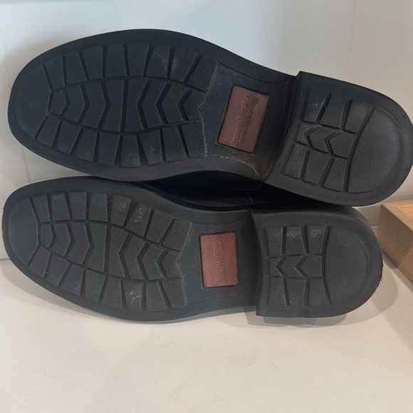 BANANA REPUBLIC- Classic Black Leather Men's‎ Shoes - Picture 8 of 8